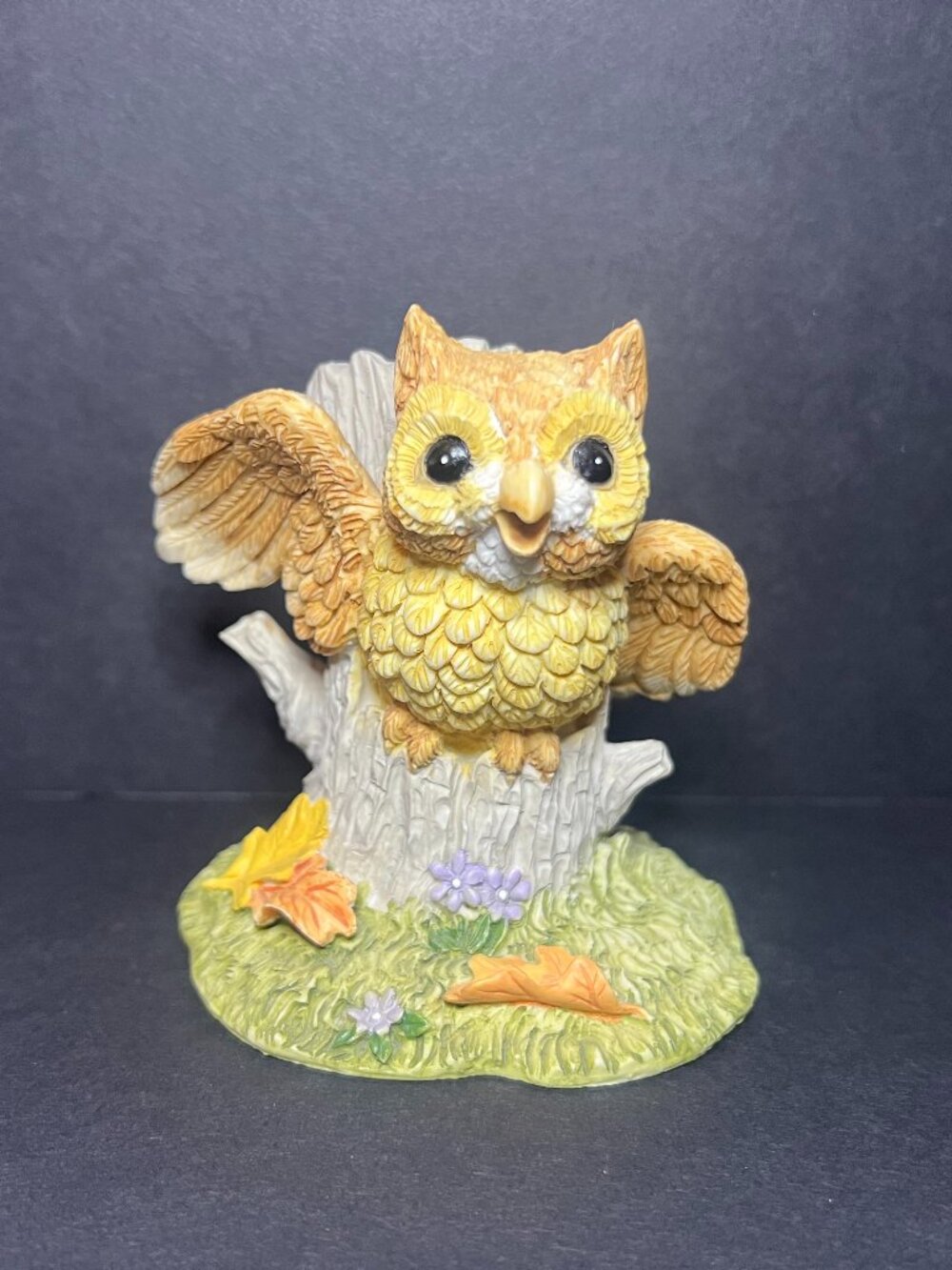 VTG 1990 Nature's Friends Summit Collection Owl in a Tree Trunk Figurine 3.75"